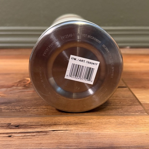 Stanley X Pendleton Cream/White Striped Vacuum Thermos with Handle 1.5 qt - Picture 6 of 10